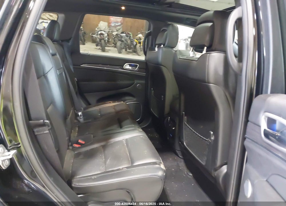 2018 JEEP GRAND CHEROKEE OVERLAND 4X4 VIN: 1C4RJFCG4JC477269