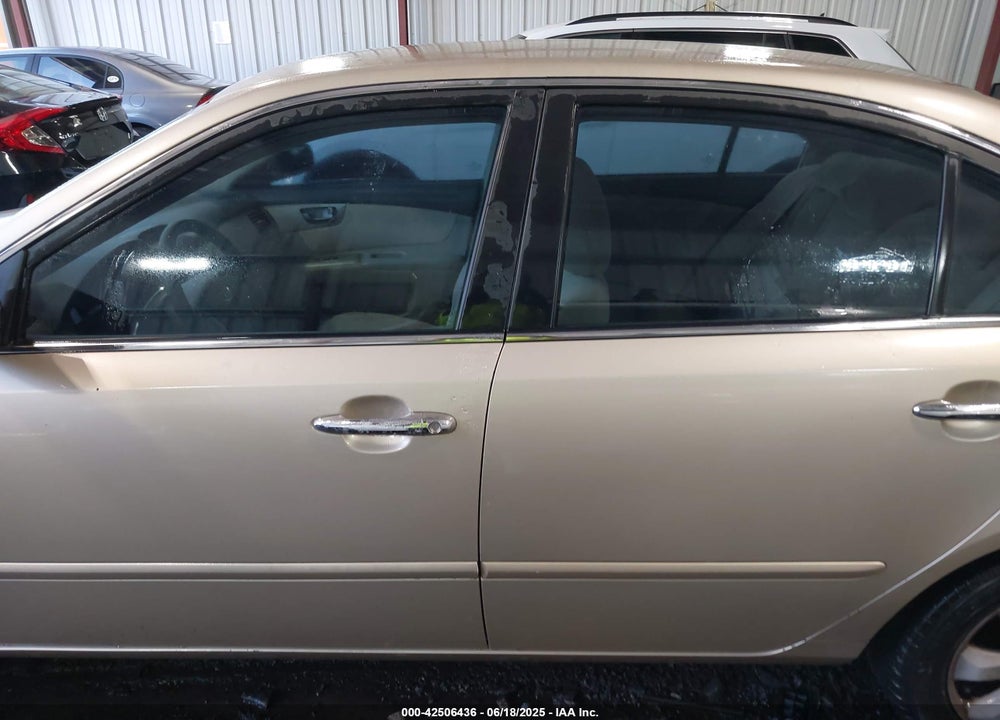 2007 KIA OPTIMA VIN: KNAGE123475153794