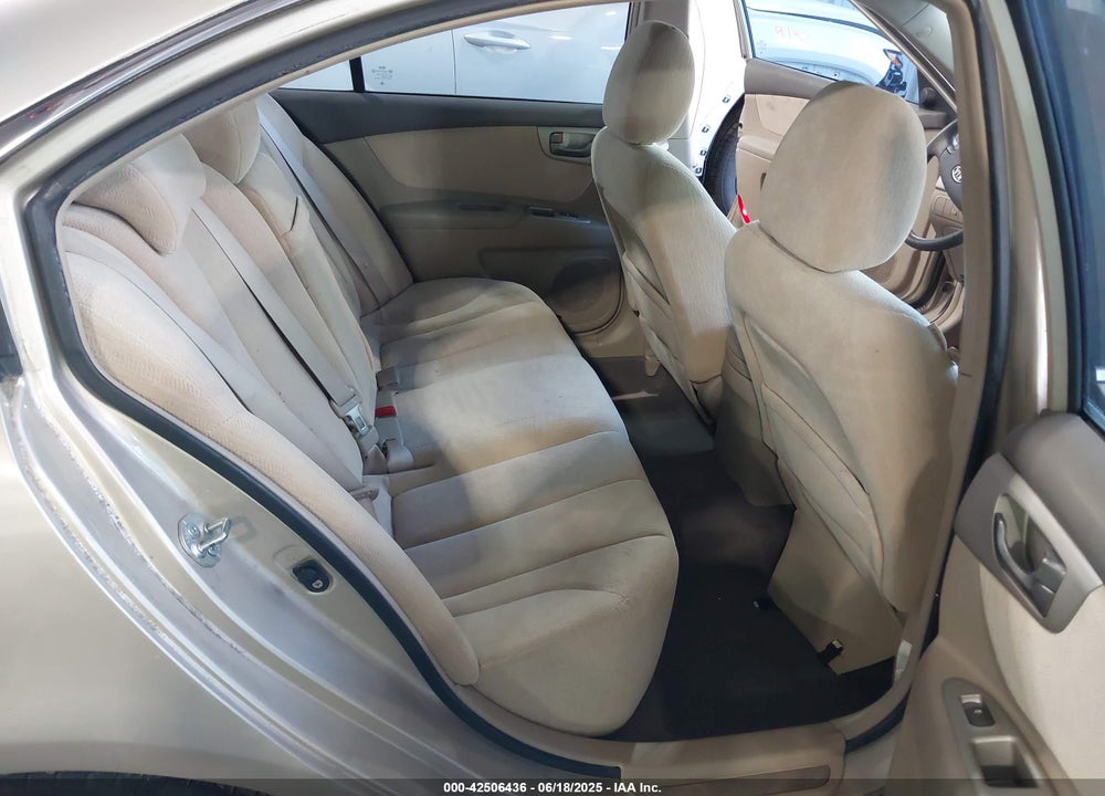 2007 KIA OPTIMA VIN: KNAGE123475153794