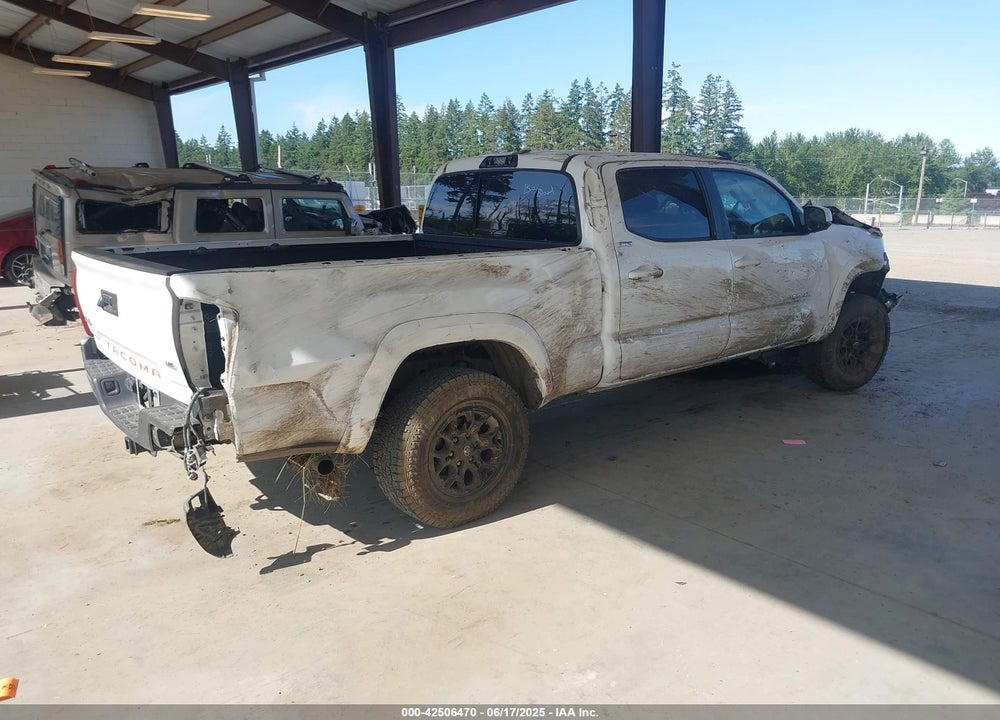 2019 TOYOTA TACOMA SR5 V6 VIN: 3TMDZ5BN2KM077627