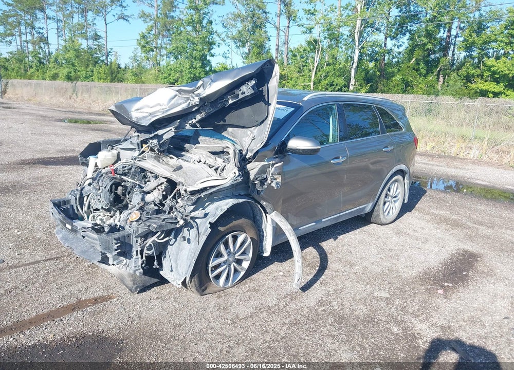 2018 KIA SORENTO VIN: 5XYPG4A30JG412196