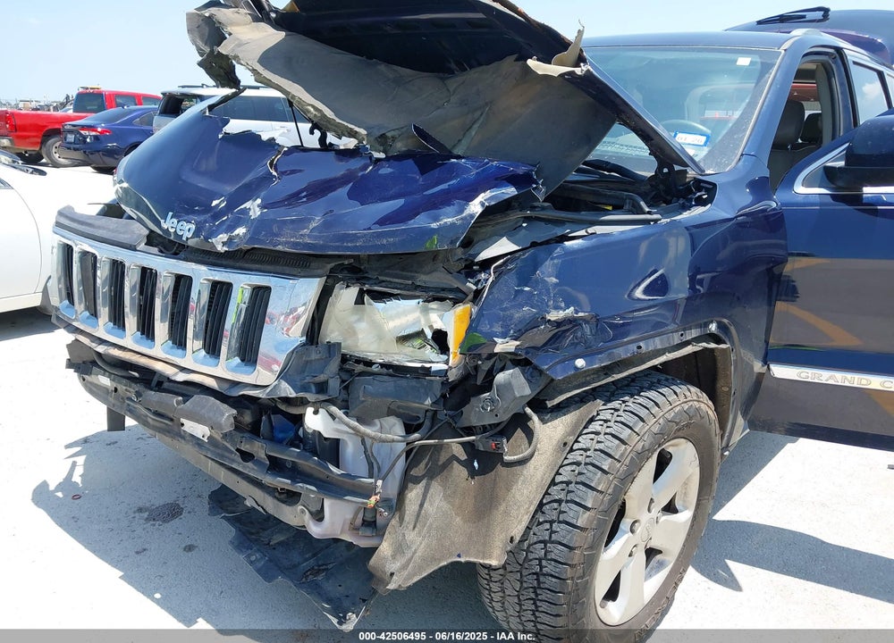 2013 JEEP GRAND CHEROKEE VIN: 1C4RJEAG2DC534120