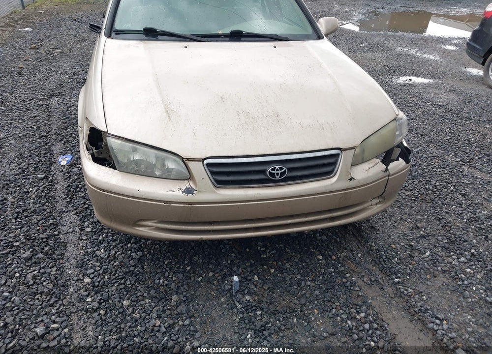 2001 TOYOTA CAMRY LE VIN: 4T1BG22K91U867787