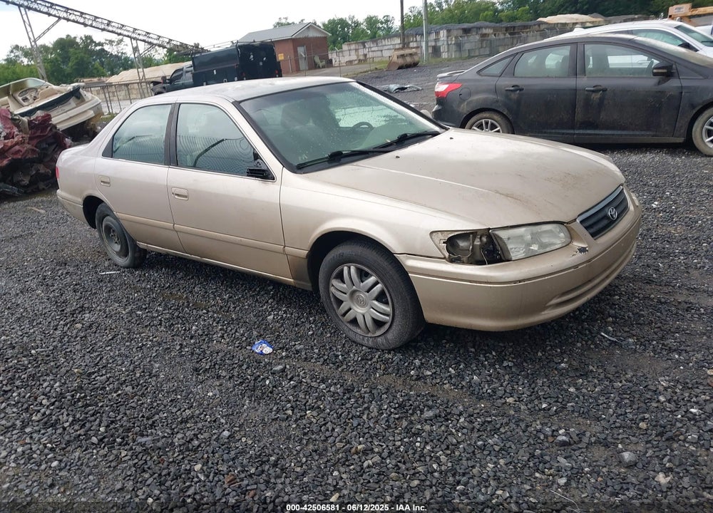 2001 TOYOTA CAMRY LE VIN: 4T1BG22K91U867787