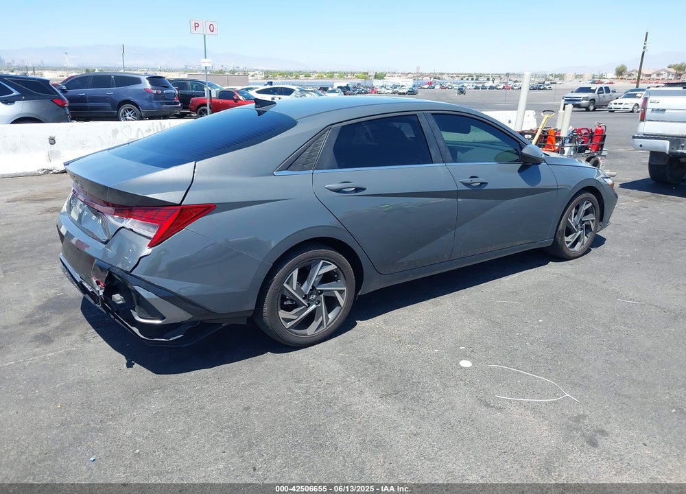 2024 HYUNDAI ELANTRA VIN: KMHLS4DG3RU795634