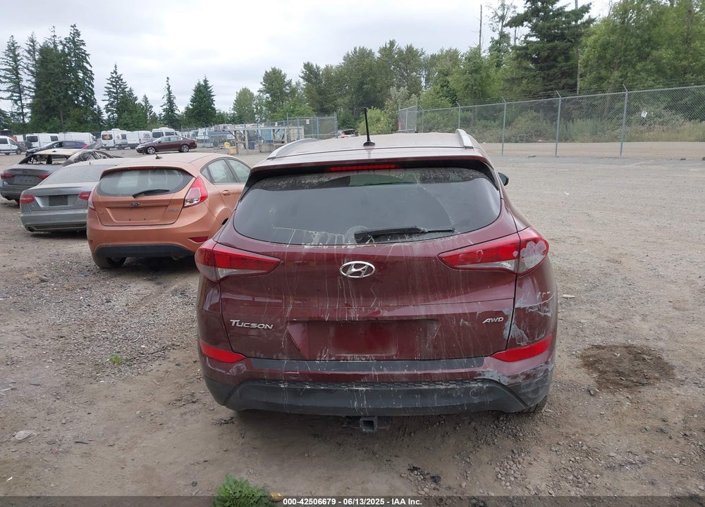 2017 HYUNDAI TUCSON SE VIN: KM8J3CA46HU417931