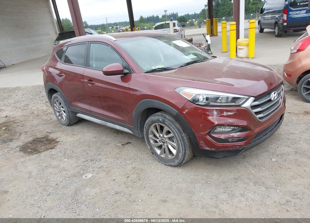 2017 HYUNDAI TUCSON SE VIN: KM8J3CA46HU417931