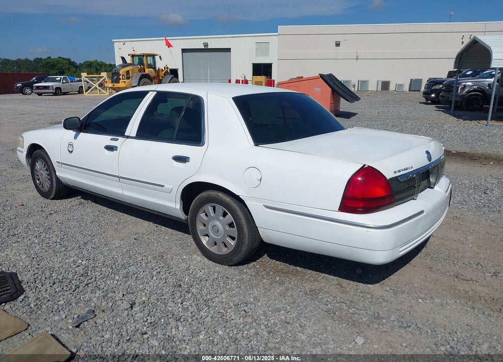 2007 MERCURY GRAND MARQUIS VIN: 2MEFM75V37X628558