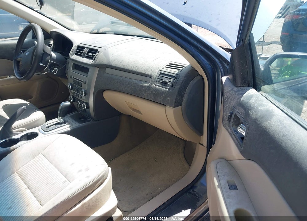 2011 FORD FUSION SE VIN: 3FAHP0HA8BR238182