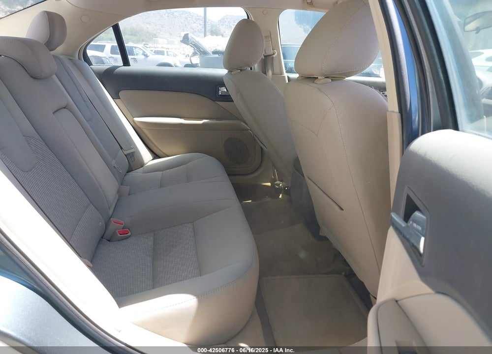 2011 FORD FUSION SE VIN: 3FAHP0HA8BR238182