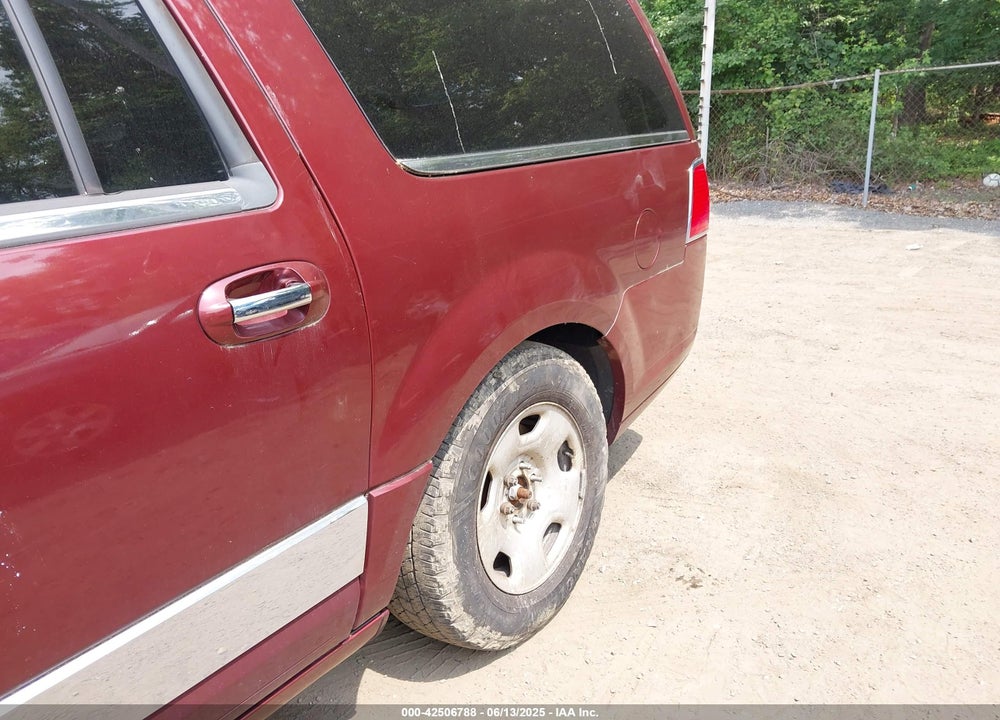 2013 LINCOLN NAVIGATOR L VIN: 5LMJJ3J55DEL02981