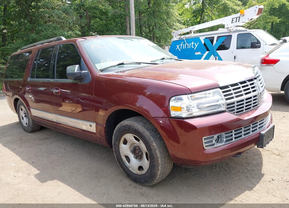 2013 LINCOLN NAVIGATOR L VIN: 5LMJJ3J55DEL02981