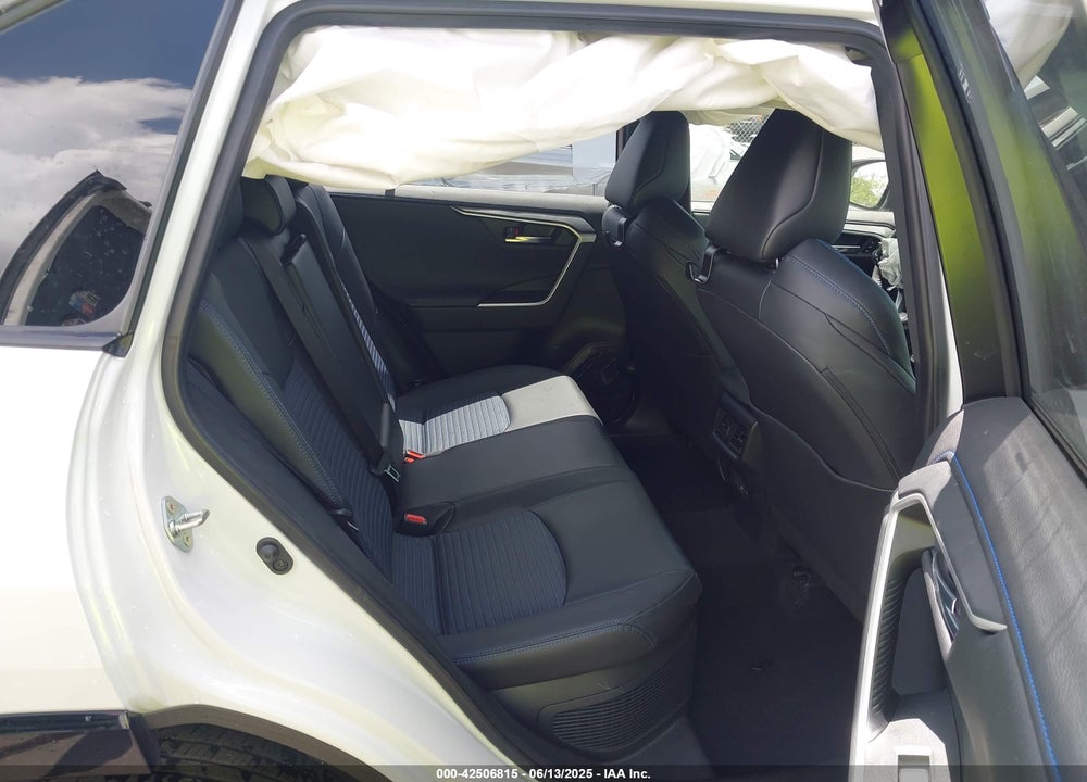 2024 TOYOTA RAV4 HYBRID VIN: JTME6RFV0RD563096