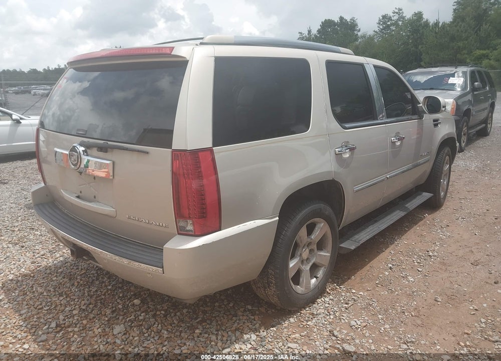 2008 CADILLAC ESCALADE VIN: 1GYEC63858R175007