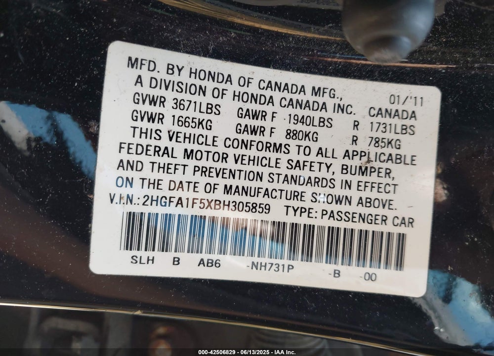 2011 HONDA CIVIC LX VIN: 2HGFA1F5XBH305859