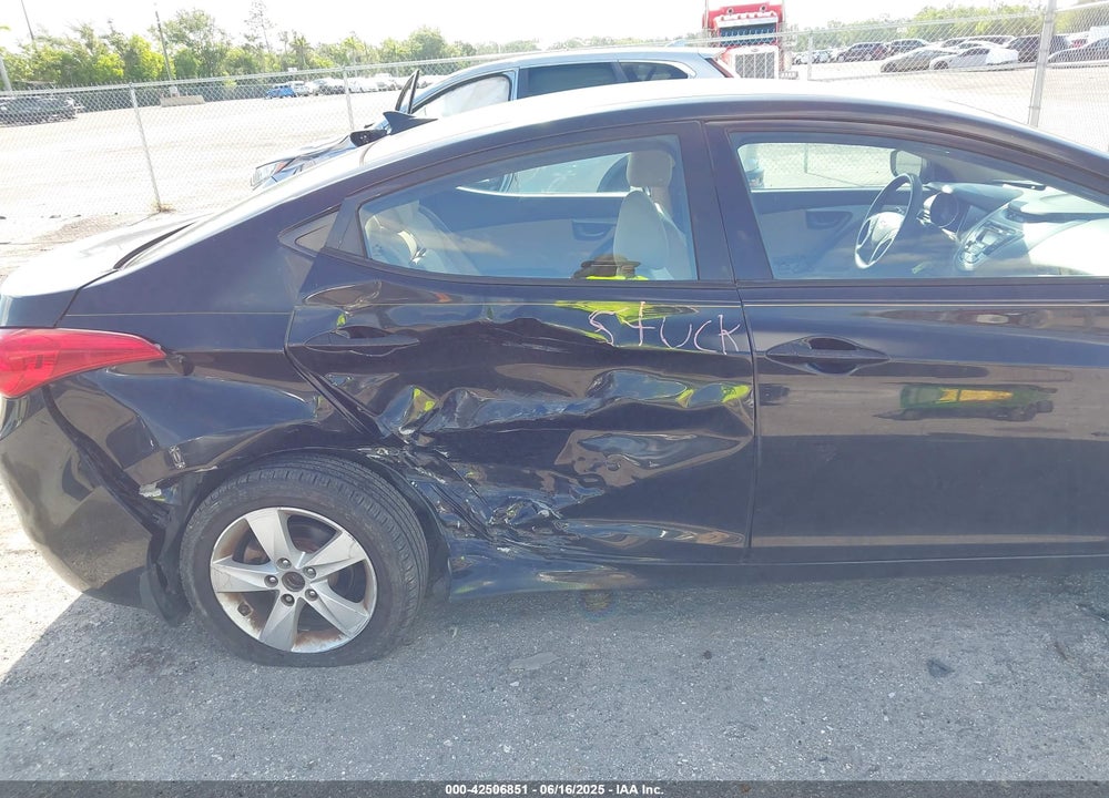 2013 HYUNDAI ELANTRA GLS VIN: 5NPDH4AE3DH289301