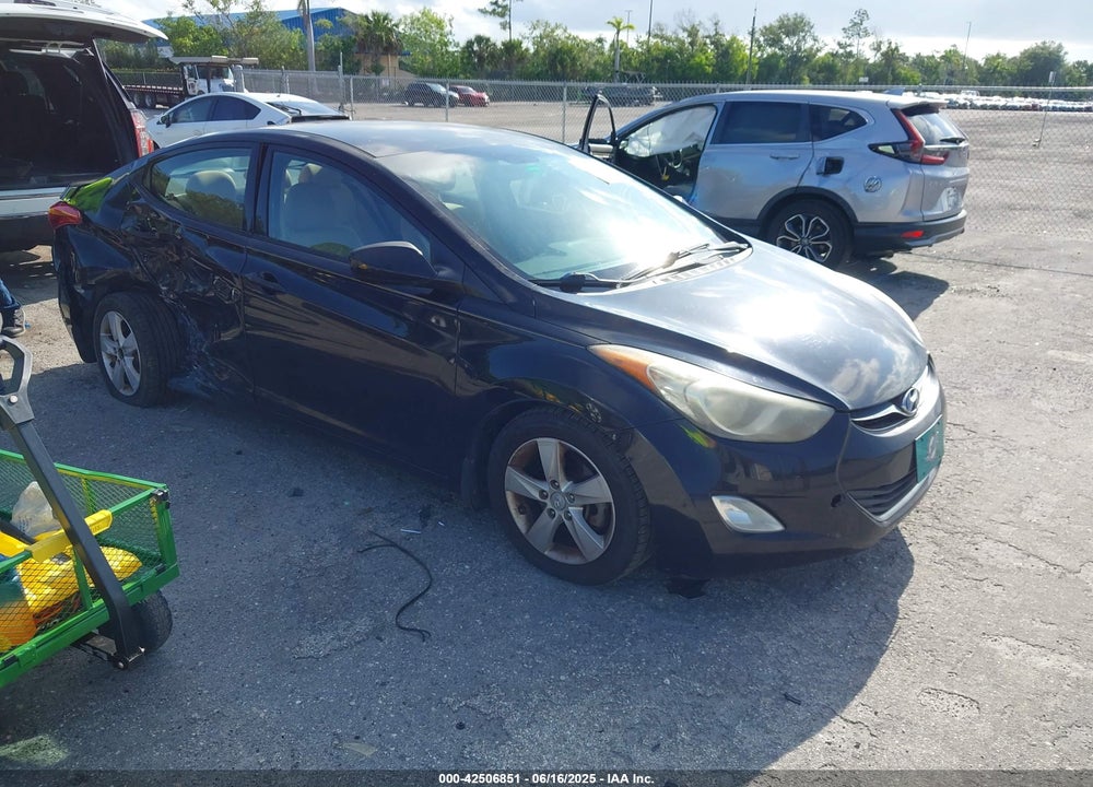 2013 HYUNDAI ELANTRA GLS VIN: 5NPDH4AE3DH289301