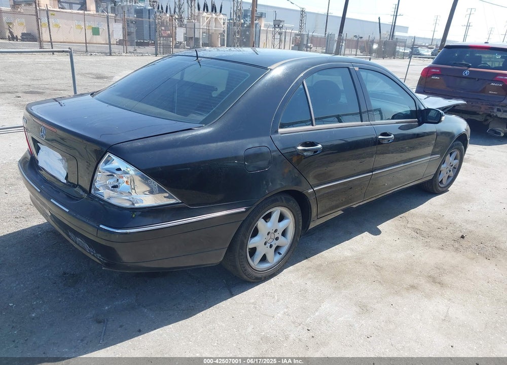 2003 MERCEDES-BENZ C 240 VIN: WDBRF61J53E012361