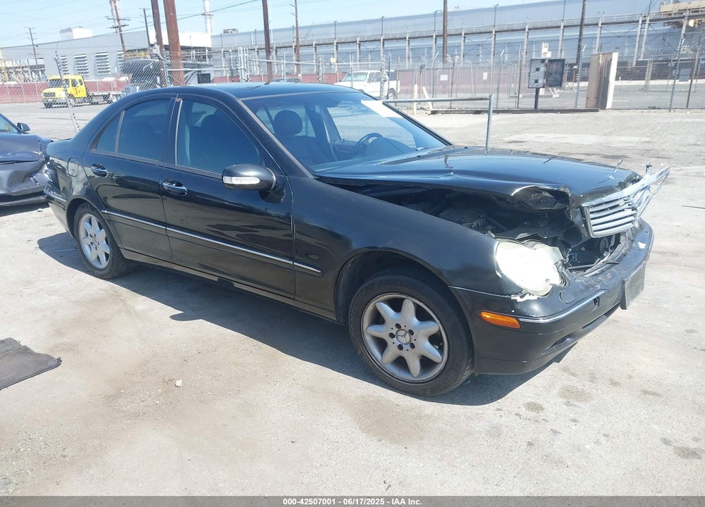 2003 MERCEDES-BENZ C 240 VIN: WDBRF61J53E012361