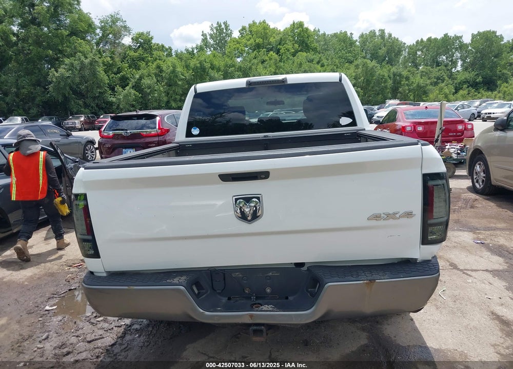 2011 RAM RAM 1500 VIN: 1D7RV1CP4BS582785