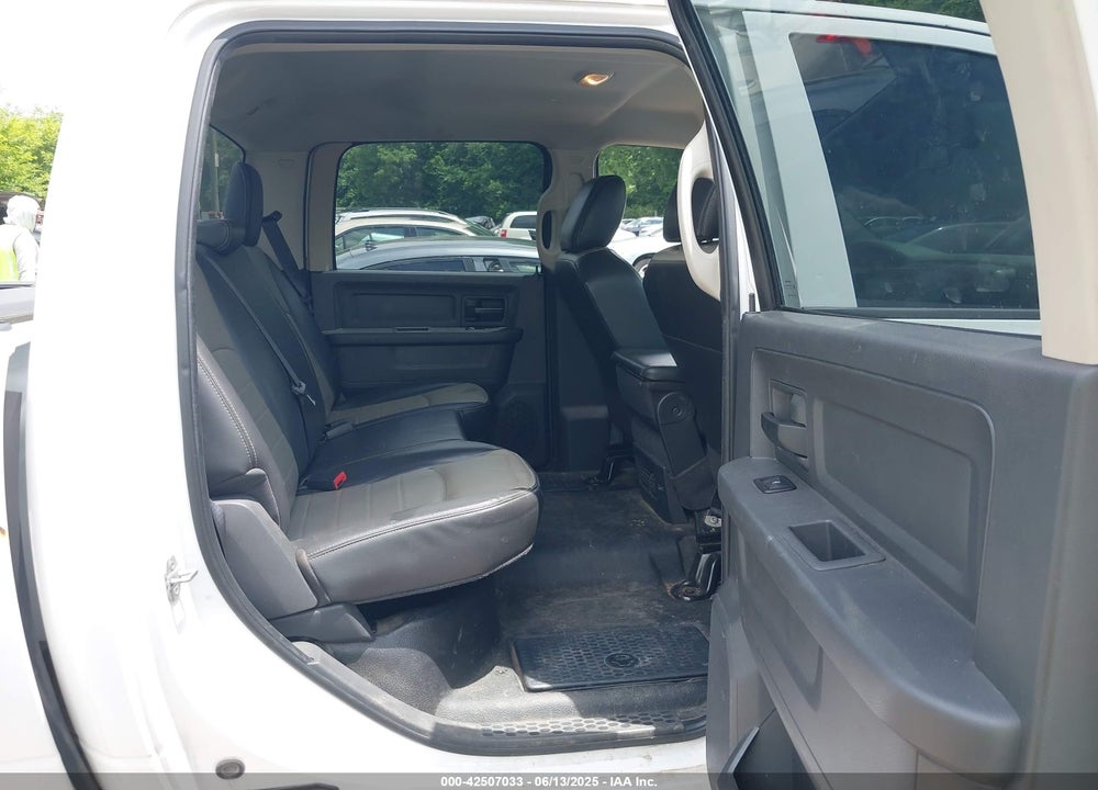 2011 RAM RAM 1500 VIN: 1D7RV1CP4BS582785