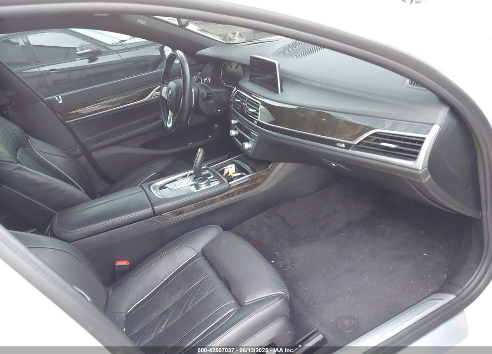 2019 BMW 750I VIN: WBA7F0C5XKGM24636