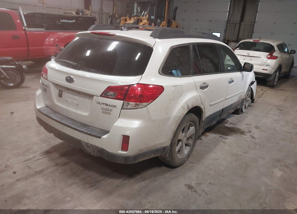 2014 SUBARU OUTBACK 2.5I LIMITED VIN: 4S4BRBPC1E3242596