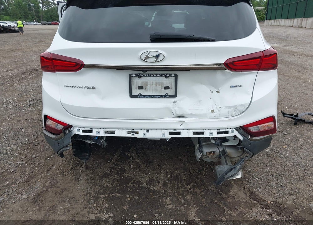 2020 HYUNDAI SANTA FE VIN: 5NMS5CAD4LH207587