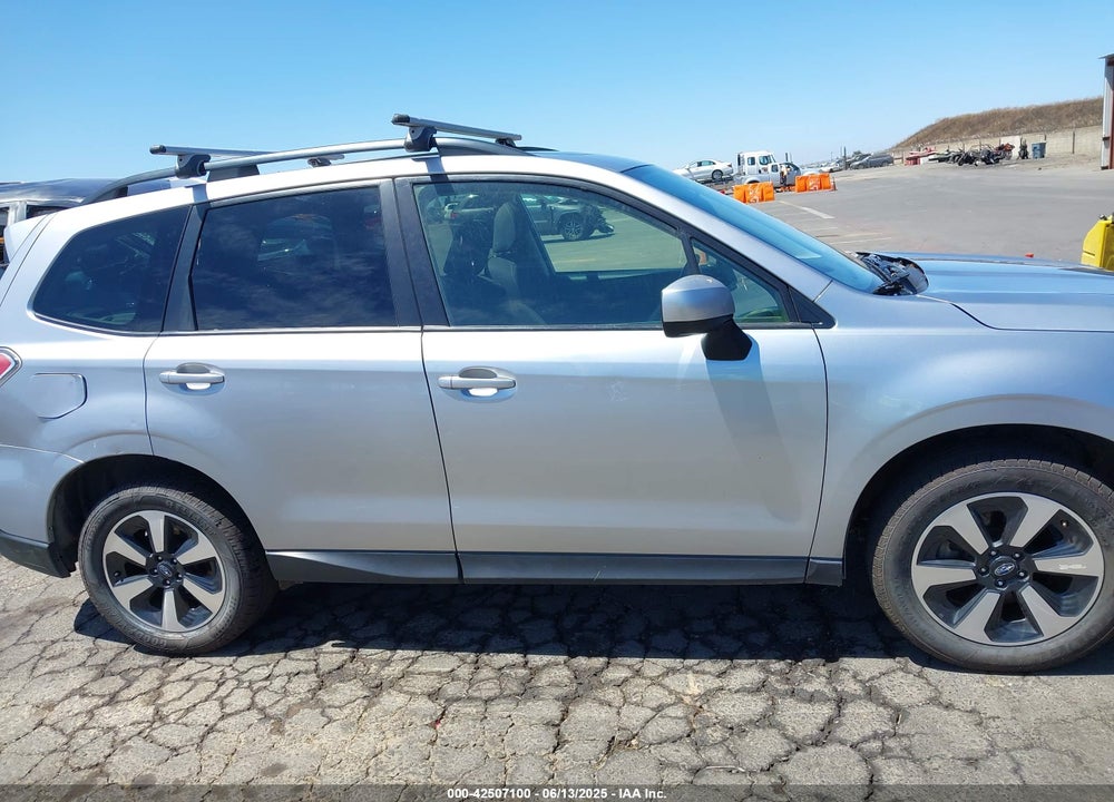 2018 SUBARU FORESTER VIN: JF2SJAGC8JH577102
