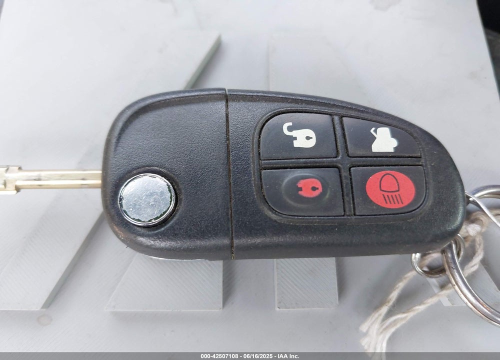 2004 JAGUAR X-TYPE VIN: SAJEA51C44WE01860