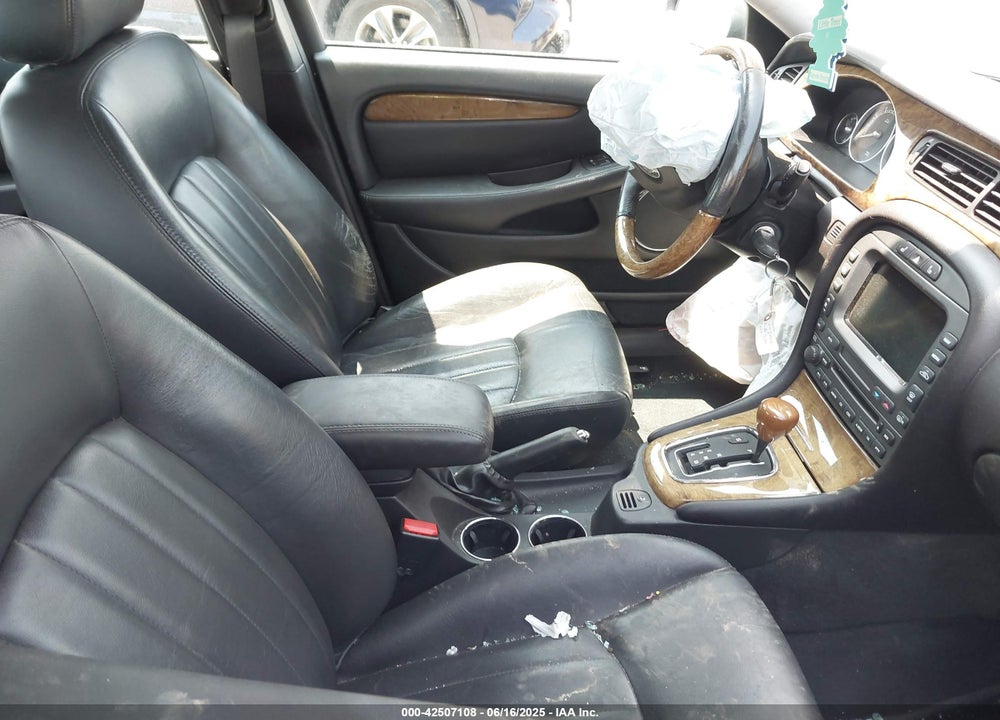 2004 JAGUAR X-TYPE VIN: SAJEA51C44WE01860