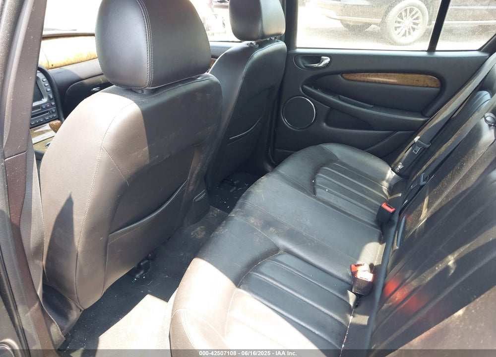 2004 JAGUAR X-TYPE VIN: SAJEA51C44WE01860