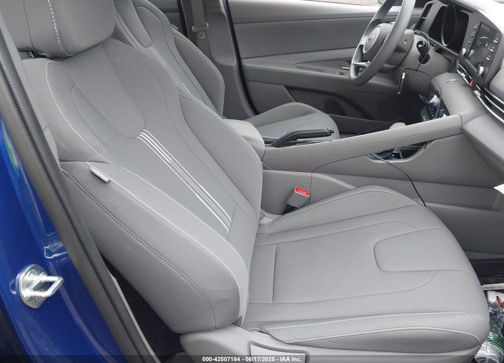 2023 HYUNDAI ELANTRA VIN: KMHLM4AG2PU617984
