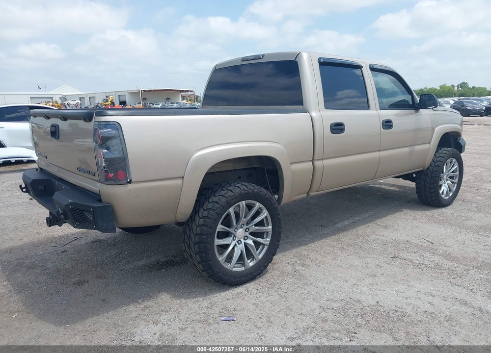 2005 CHEVROLET SILVERADO 1500 Z71 VIN: 2GCEK13T951241126