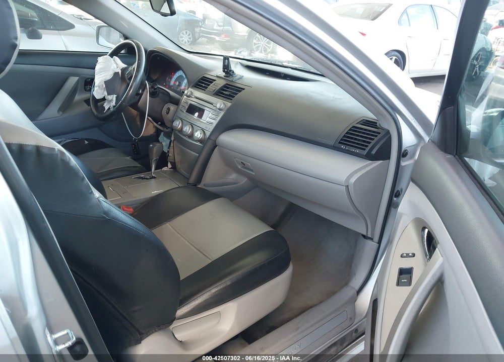2011 TOYOTA CAMRY SE VIN: 4T1BF3EK9BU196014