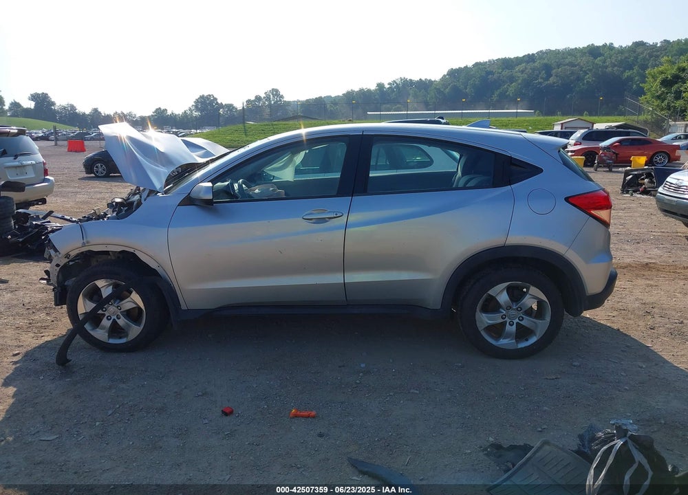 2016 HONDA HR-V LX VIN: 3CZRU6H39GM752844