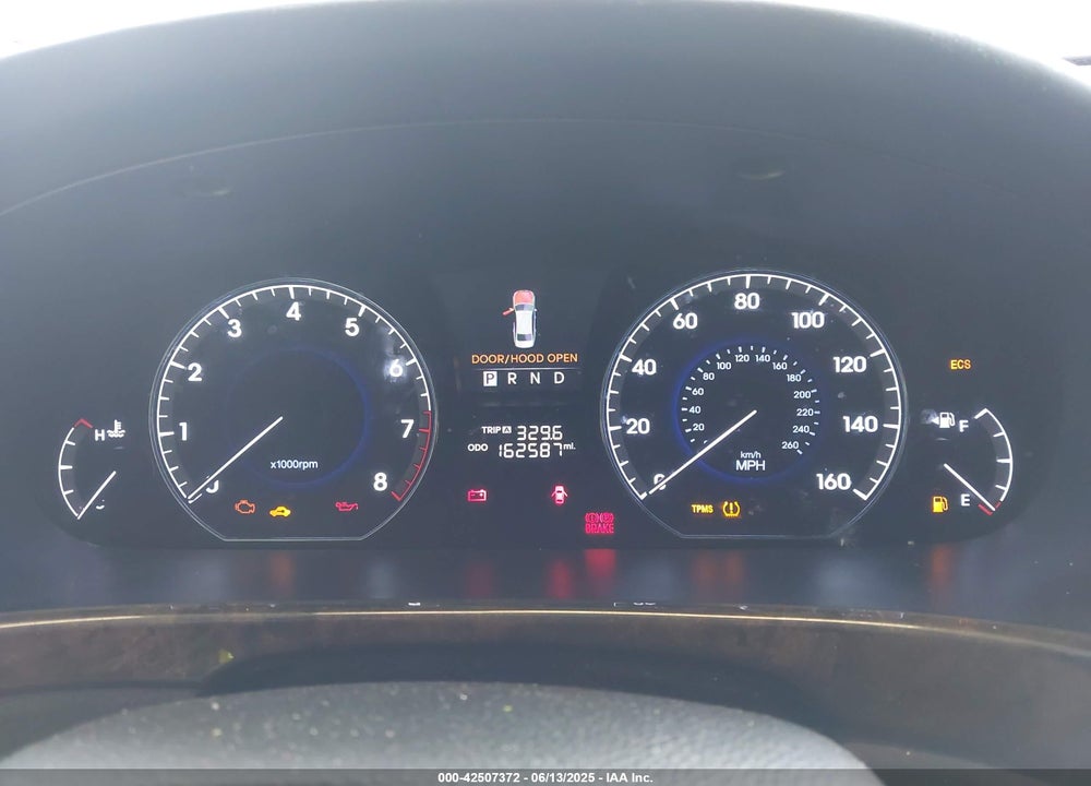 2011 HYUNDAI EQUUS VIN: KMHGH4JF2BU029458