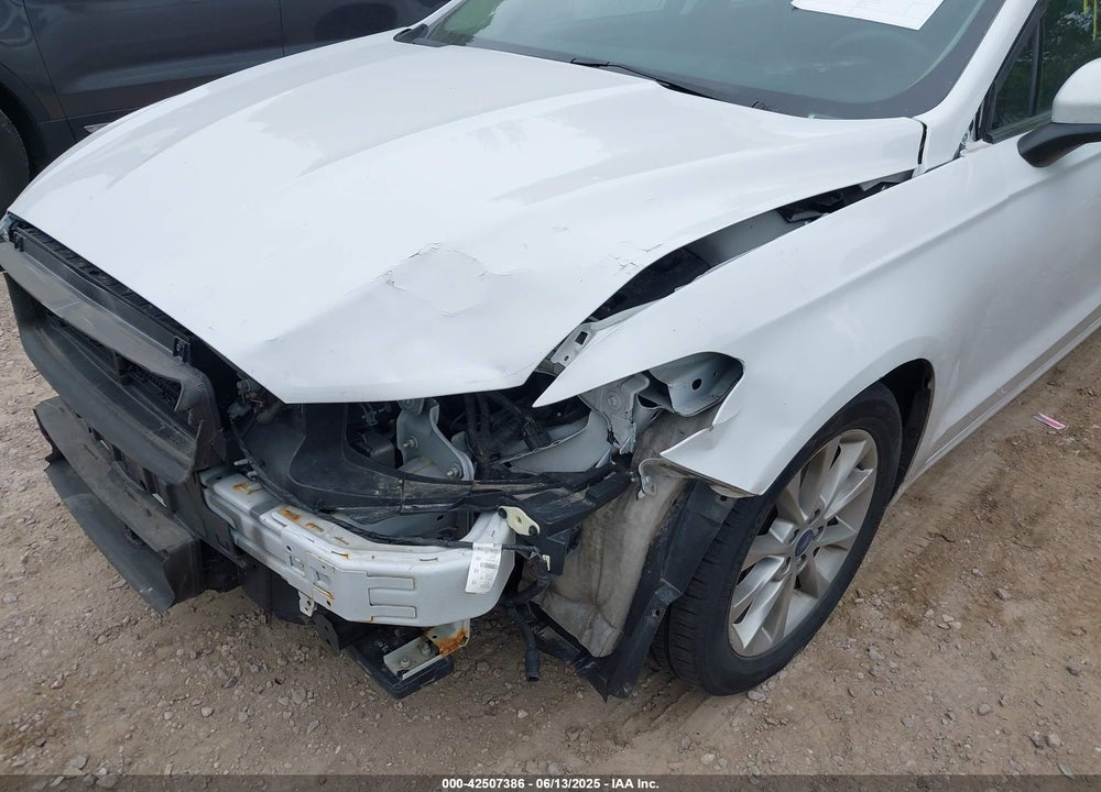 2017 FORD FUSION VIN: 3FA6P0H71HR413635