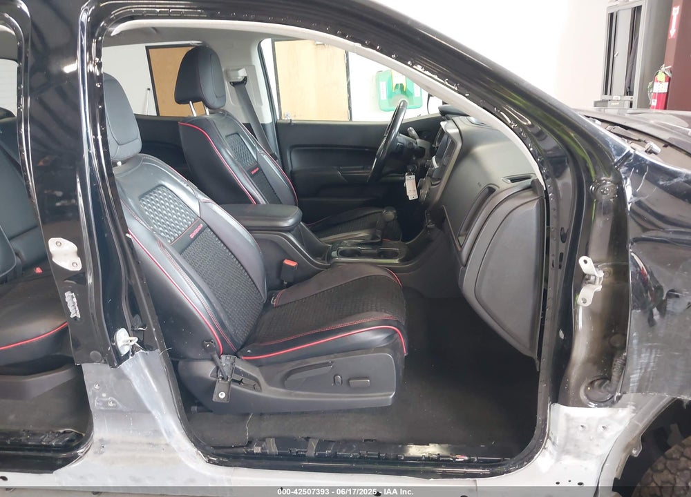 2018 GMC CANYON VIN: 1GTP6CE14J1122422