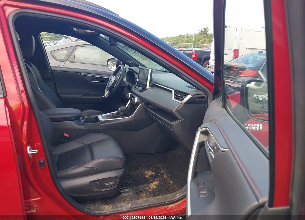 2022 TOYOTA RAV4 PRIME VIN: JTMFB3FV7ND083838