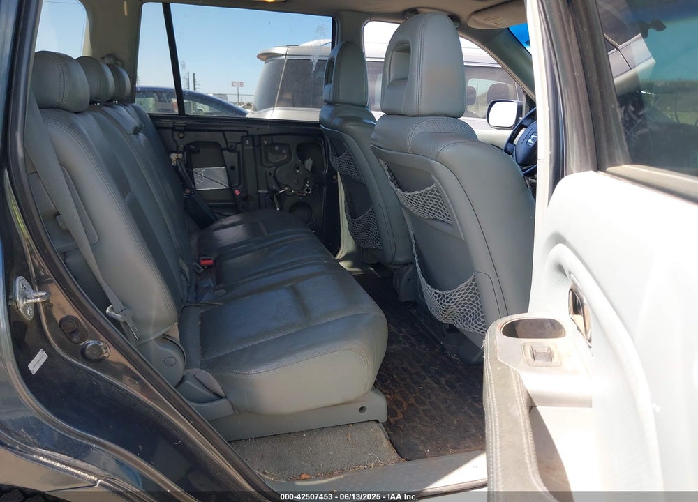 2005 HONDA PILOT EX-L VIN: 2HKYF18525H510769