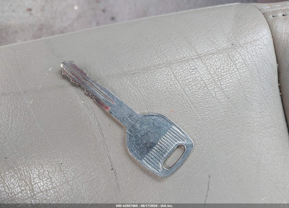 1998 SUBARU FORESTER S VIN: JF1SF6558WH700928