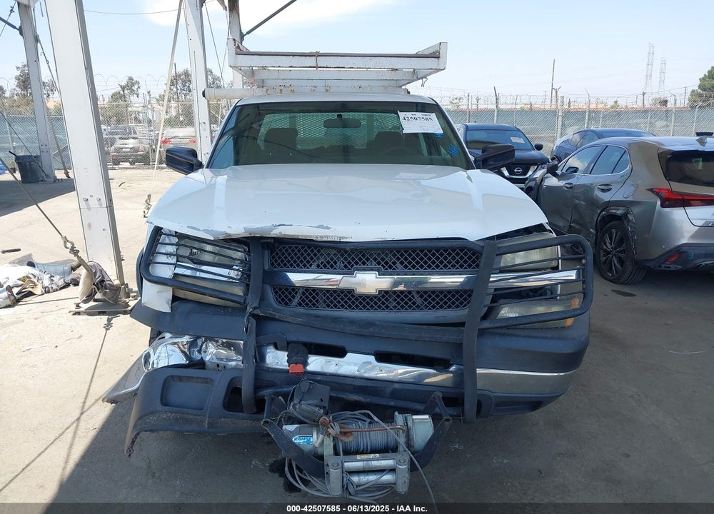 2004 CHEVROLET SILVERADO C2500 HEAVY DUTY VIN: 1GBHC23134F129481