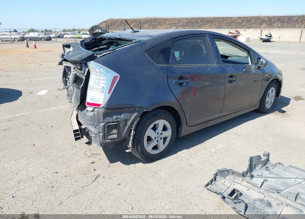 2011 TOYOTA PRIUS VIN: JTDKN3DUXB5366045