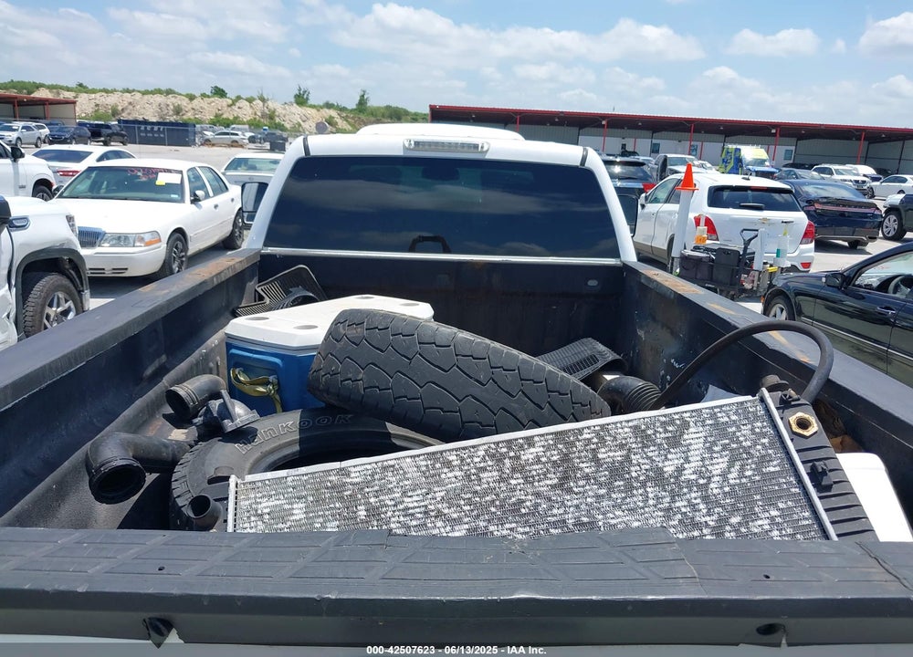 2011 CHEVROLET SILVERADO 3500HD LT VIN: 1GC4K0C80BF250013