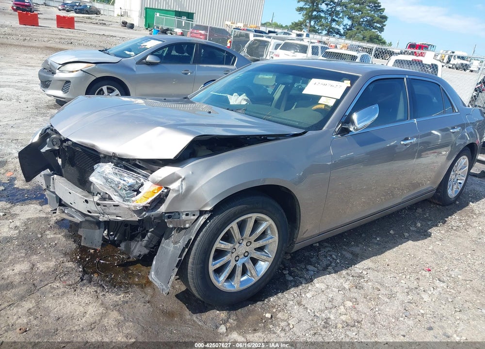 2014 CHRYSLER 300C VIN: 2C3CCAEG3EH212883
