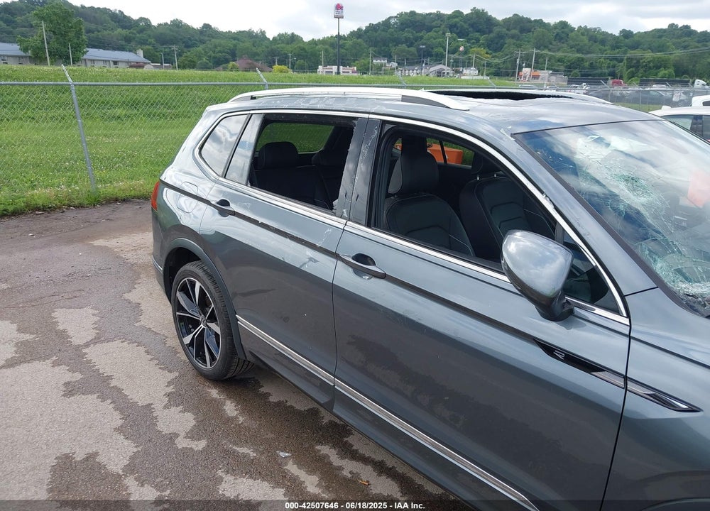 2023 VOLKSWAGEN TIGUAN VIN: 3VV4B7AXXPM094963