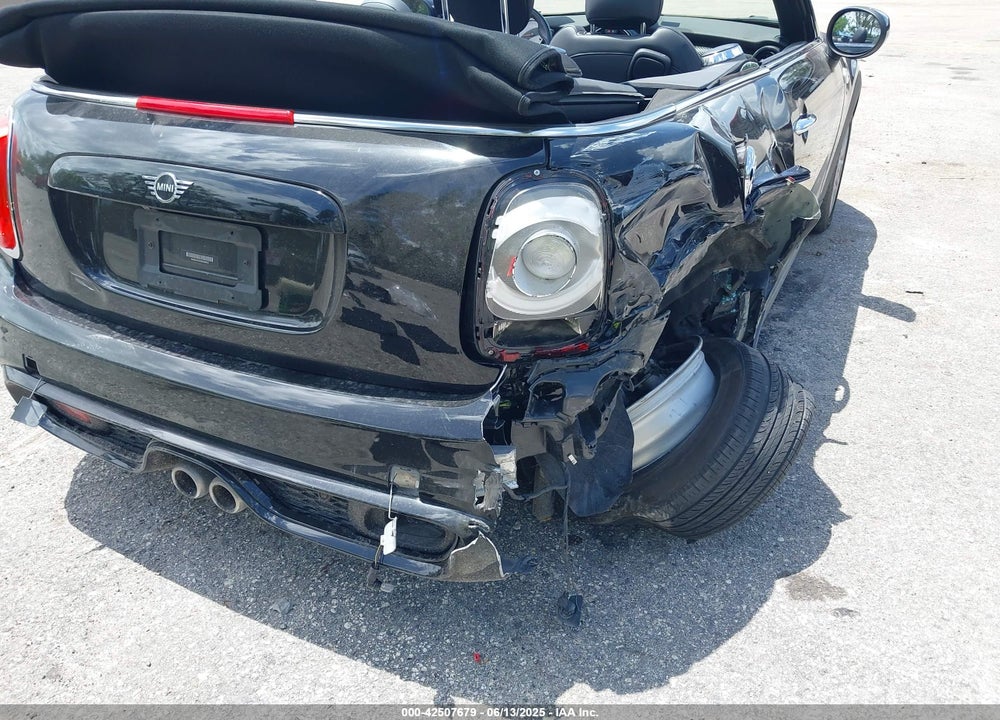 2021 MINI CONVERTIBLE VIN: WMWWJ5C0XM3M08622