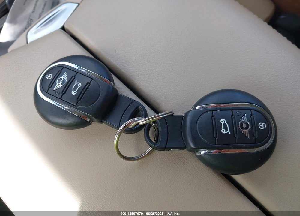2021 MINI CONVERTIBLE VIN: WMWWJ5C0XM3M08622