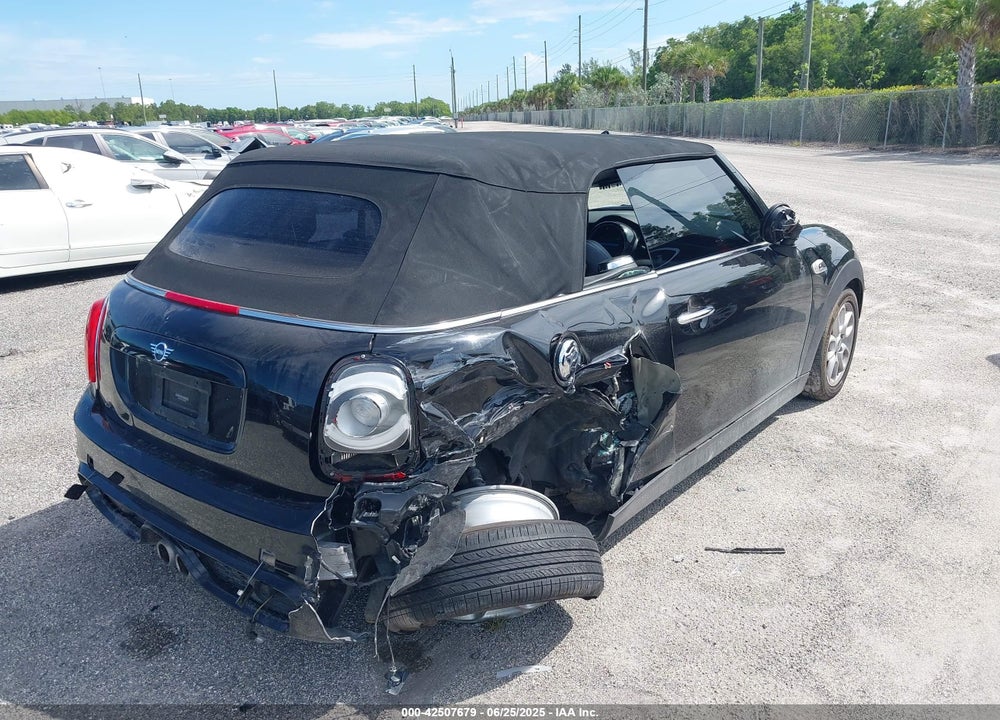 2021 MINI CONVERTIBLE VIN: WMWWJ5C0XM3M08622